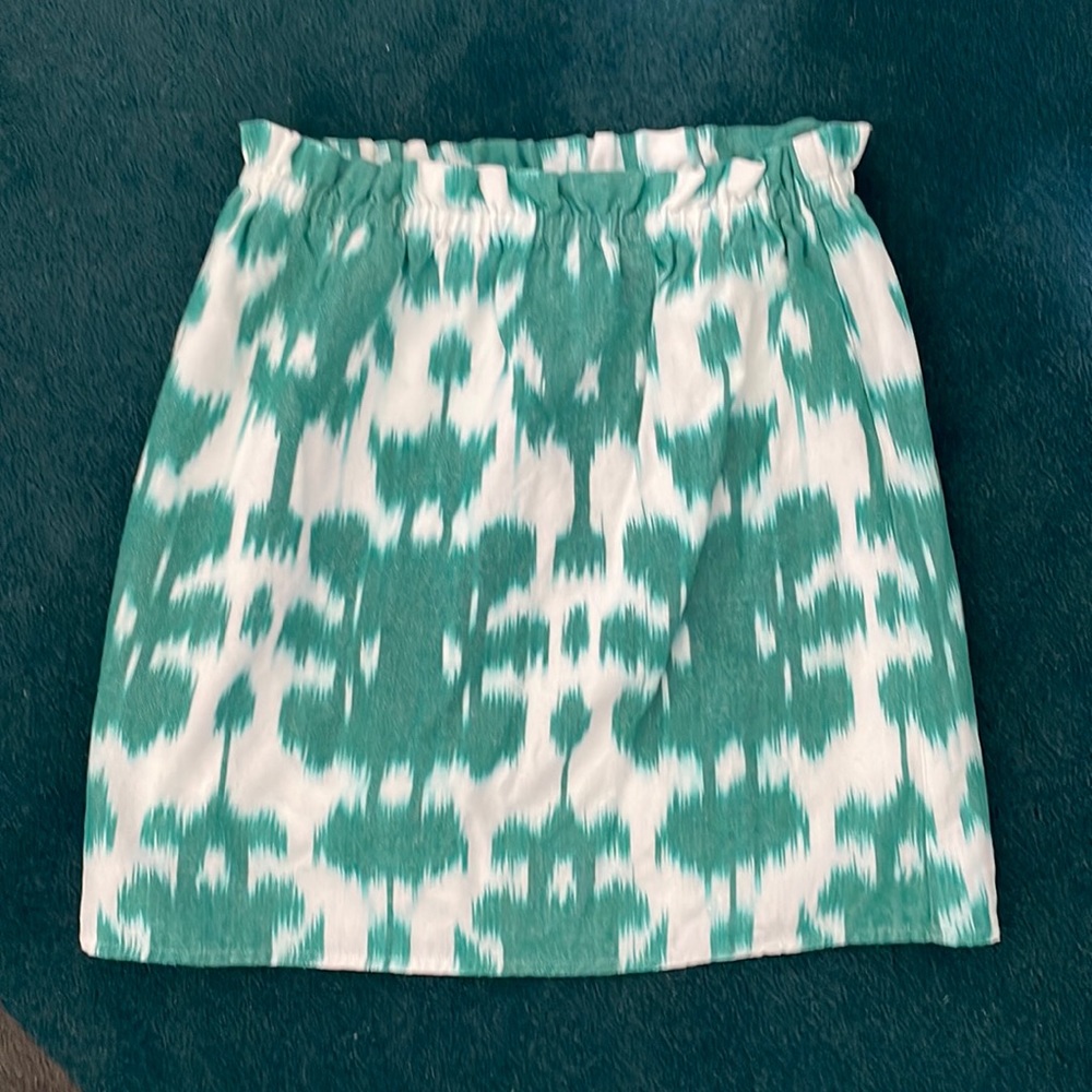 Vineyard Vines green Ikat Skirt, girls size 14